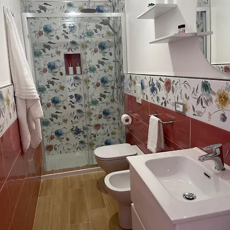 Colle Del Ponente Oda ve Kahvaltı *